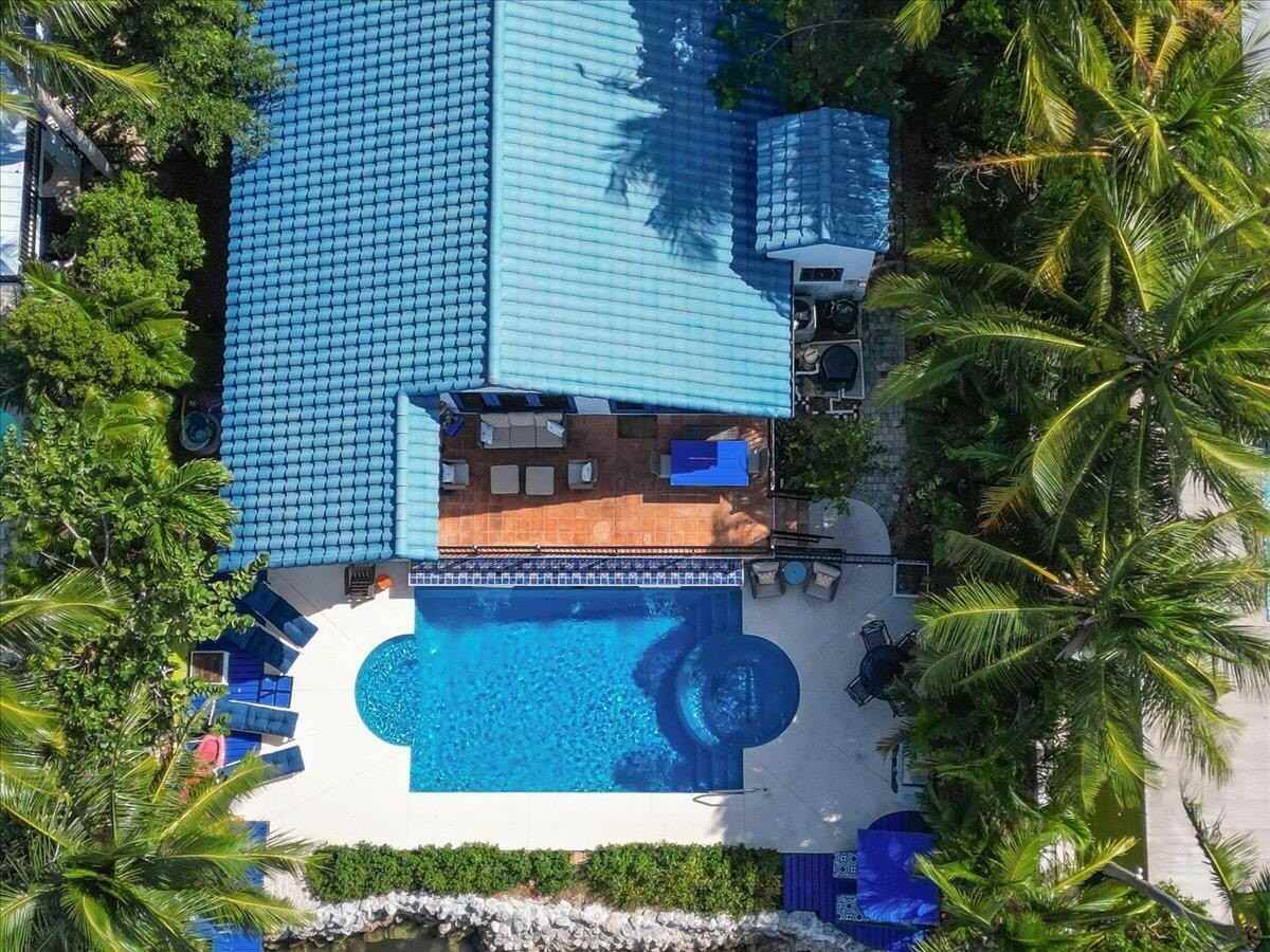 57967 Morton St - Photo 5 of 50