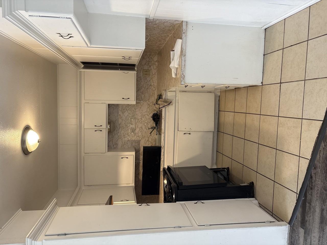 4203 50th St Apt D - Photo 4 of 4