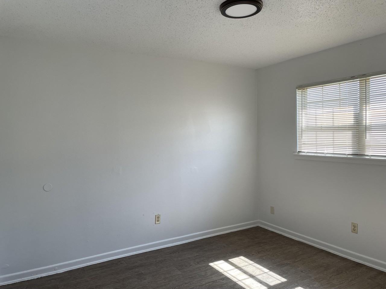 4518 35th St Apt B - Photo 7 of 10