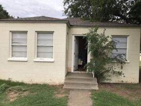 3414 26th St Apt B #Apt B - Photo 1 of 1