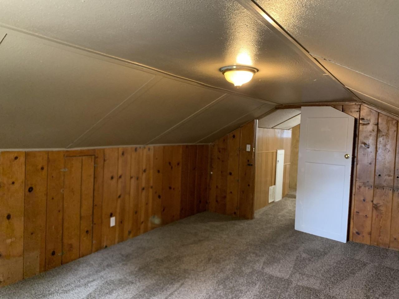 2629 22nd St - Photo 2 of 18