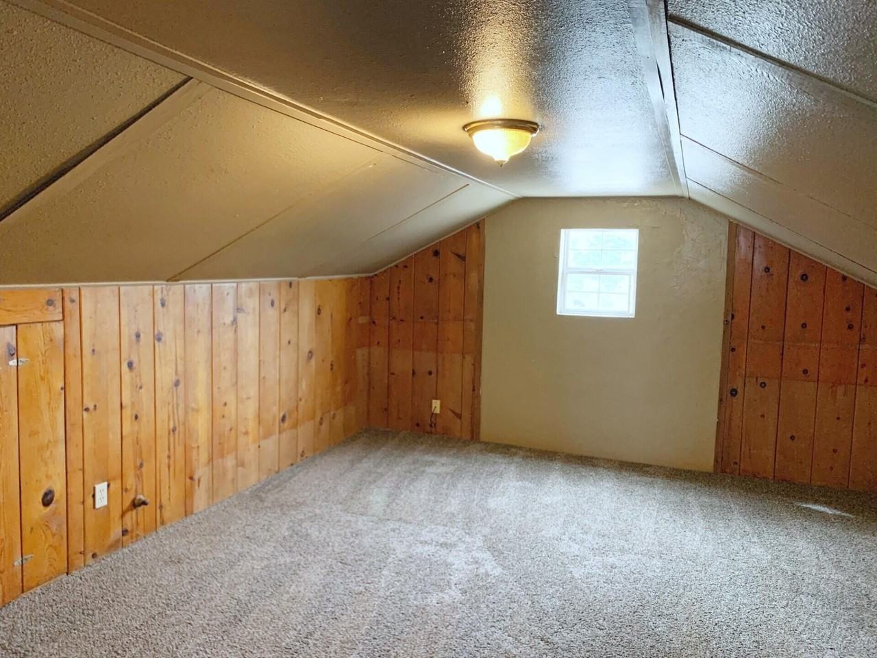 2629 22nd St - Photo 3 of 18