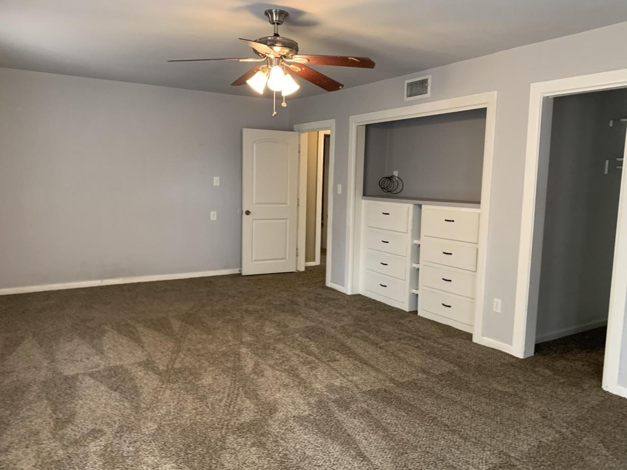 2629 22nd St - Photo 4 of 18