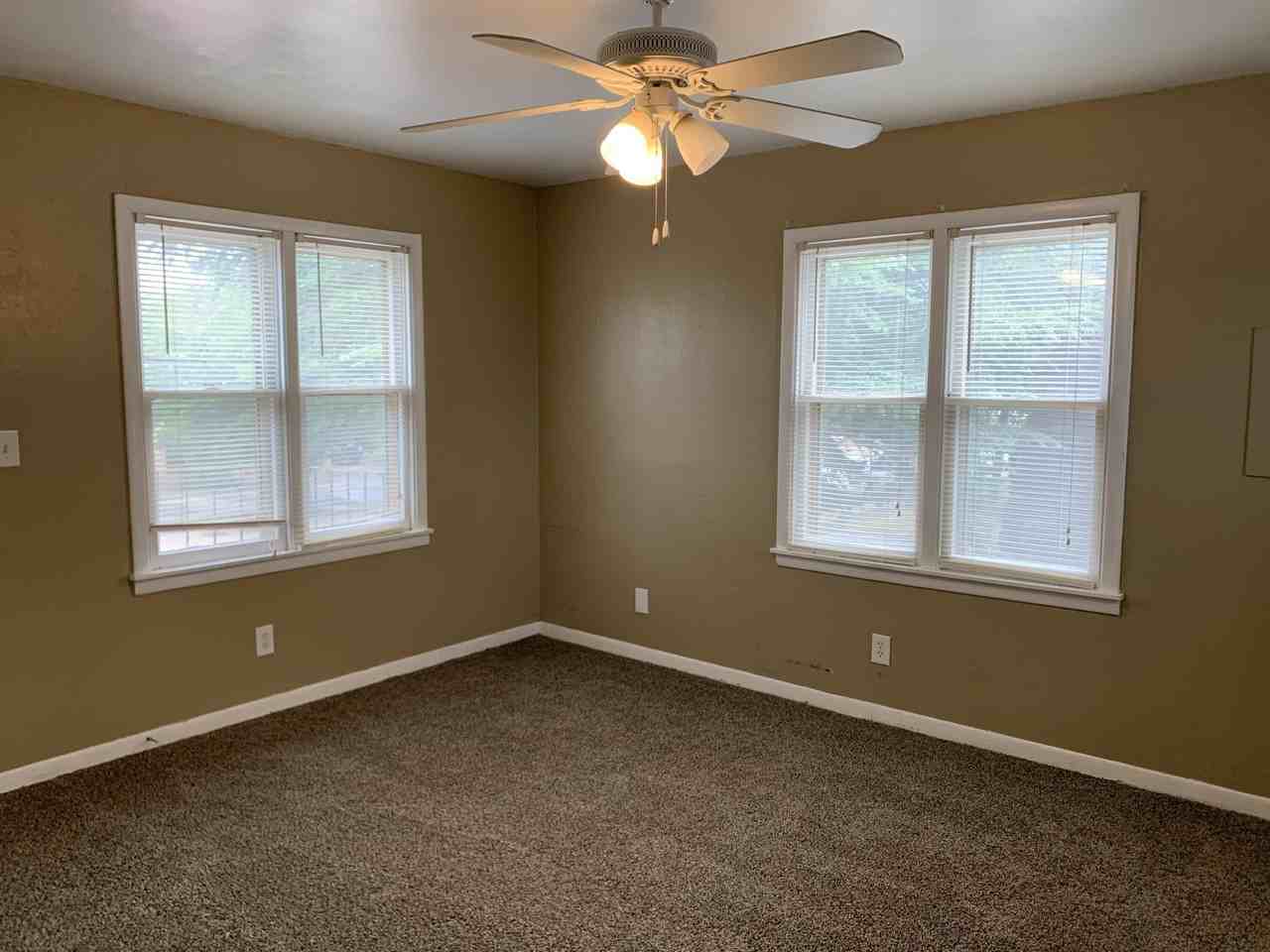 2629 22nd St - Photo 5 of 18