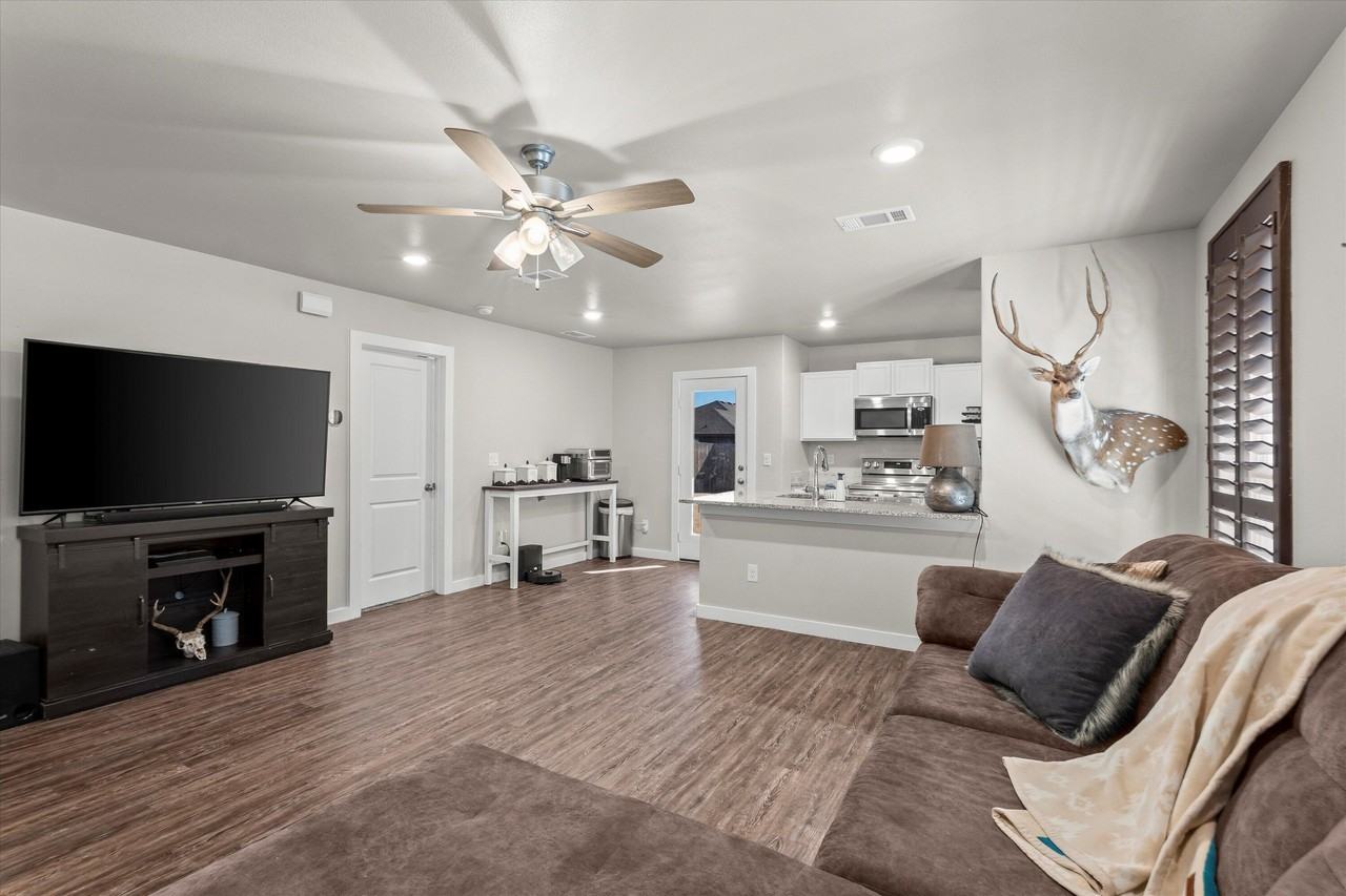 2015 134th St - Photo 3 of 13