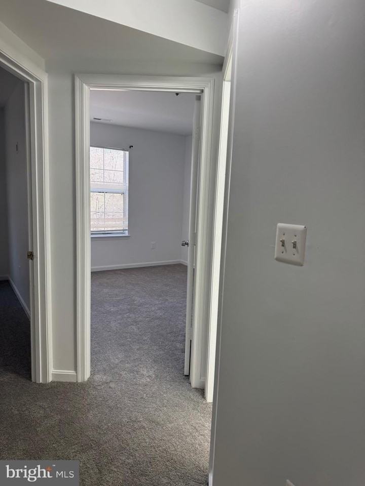 7951 Otter Cove Ct - Photo 7 of 16