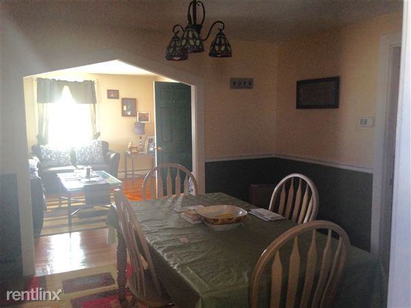 8 Racicot Ave - Photo 3 of 8