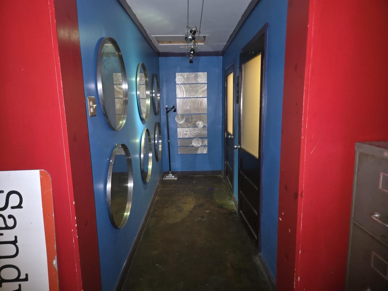 288 S 4th St - Photo 3 of 8