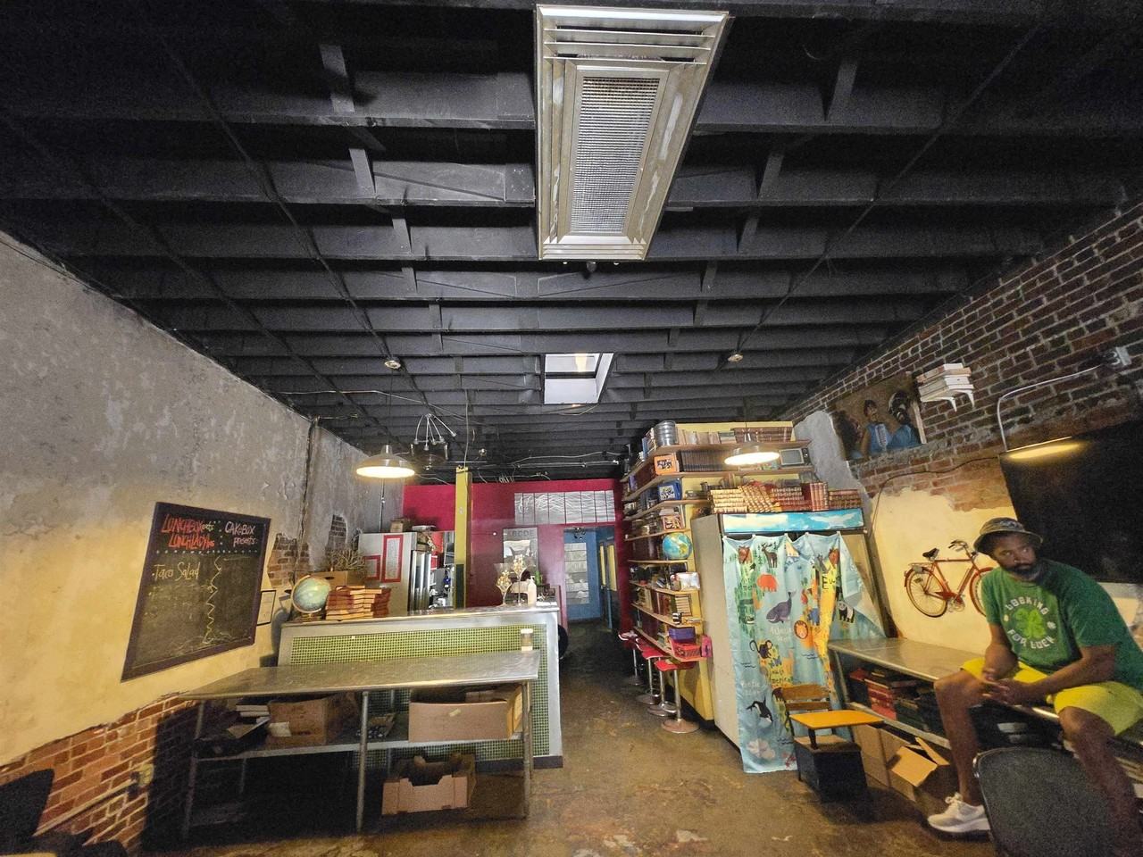 288 S 4th St - Photo 6 of 8