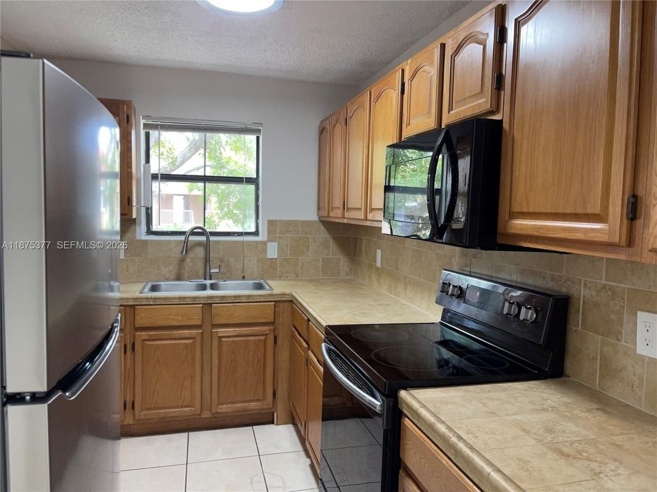 15591 Sw 105th Ter #527 - Photo 5 of 28