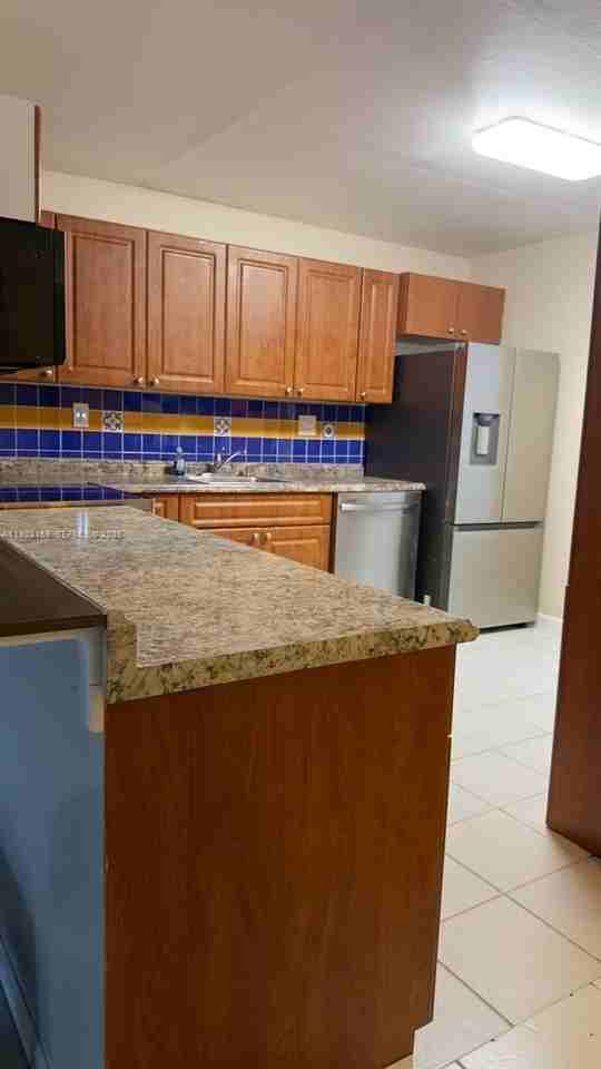 3908 Sw 67th Ter #112 - Photo 6 of 18