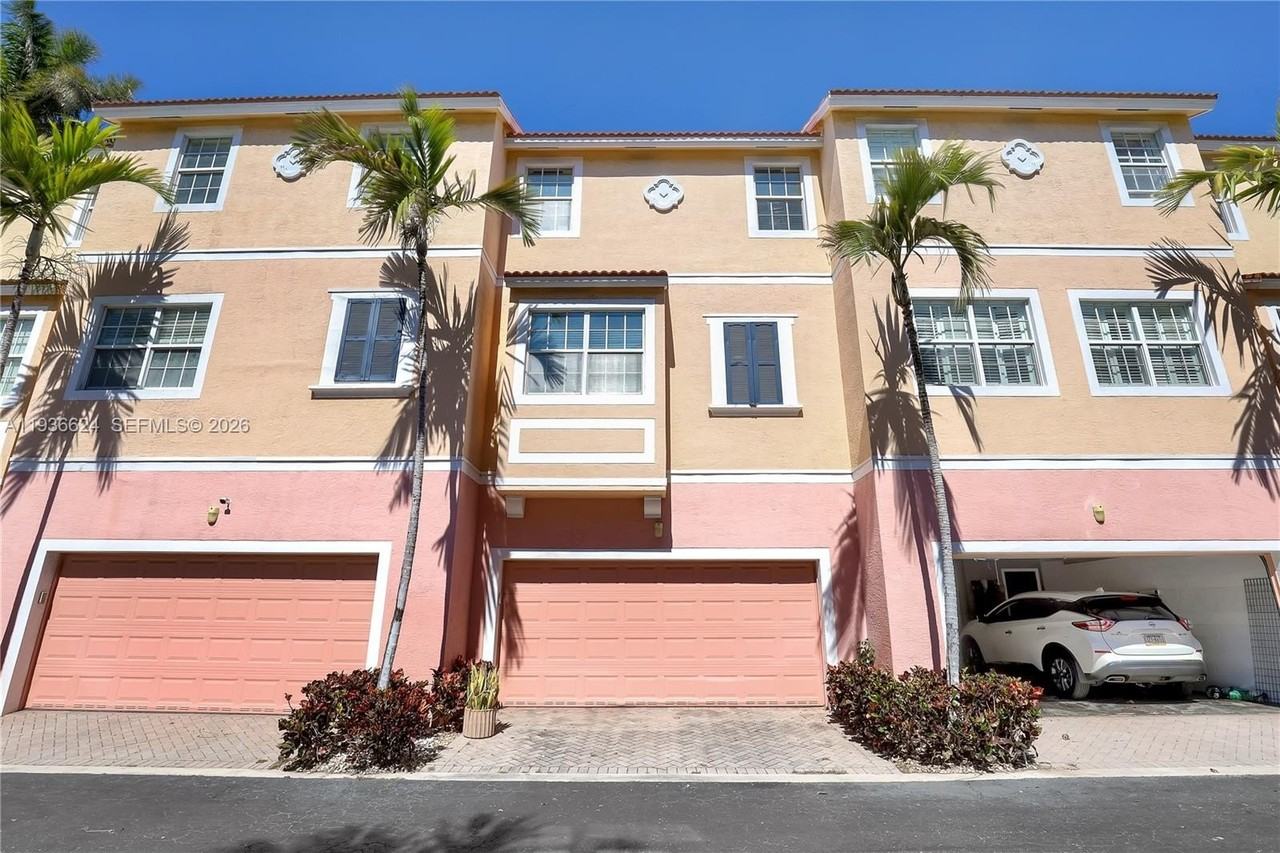 104 Harbors Way - Photo 3 of 41