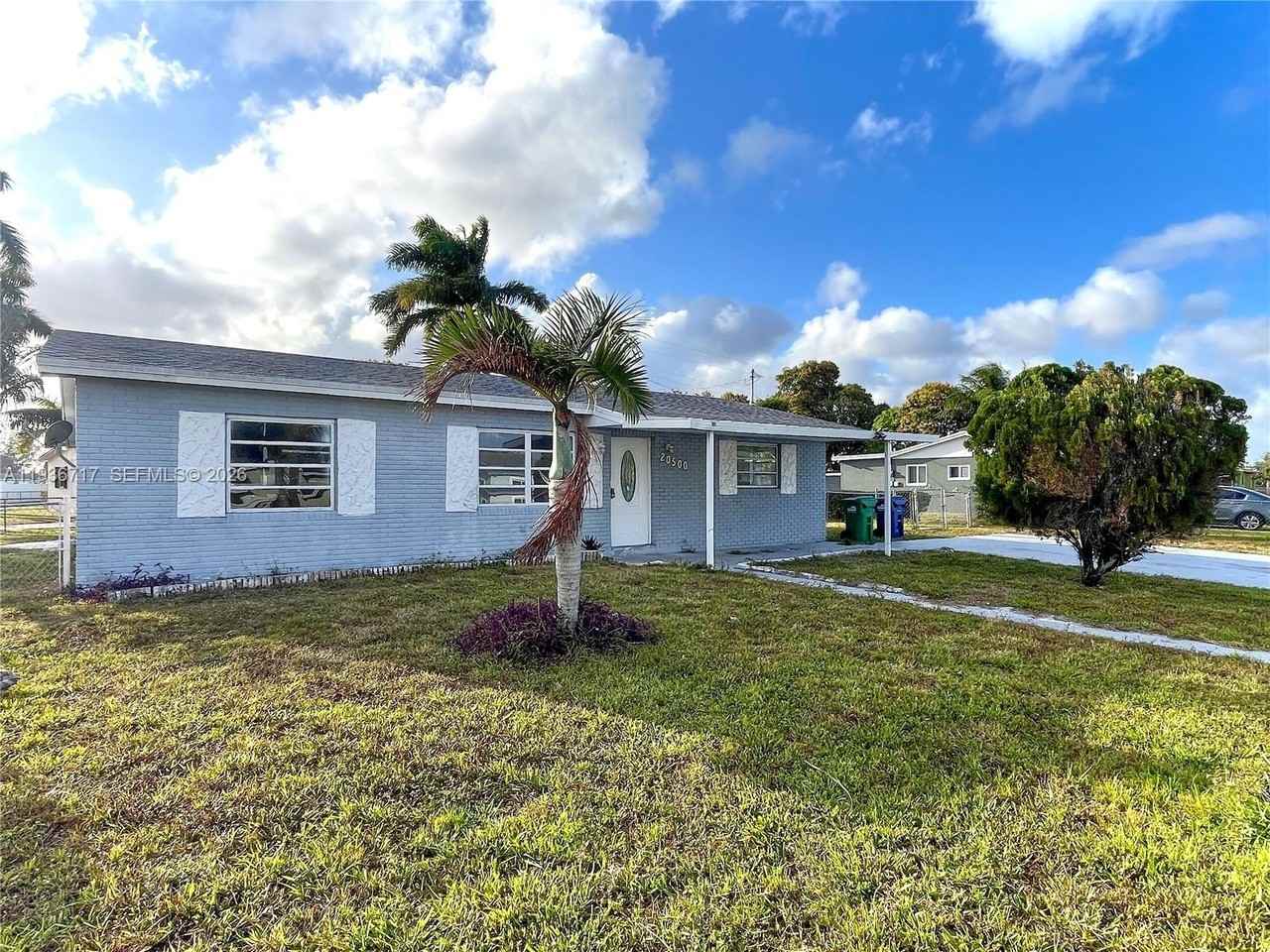 20500 Nw 28th Ave #A - Photo 3 of 35