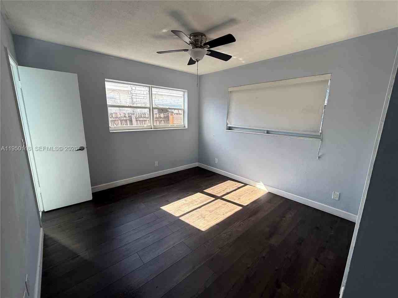 5408 N Andrews Ave #5408 - Photo 5 of 8