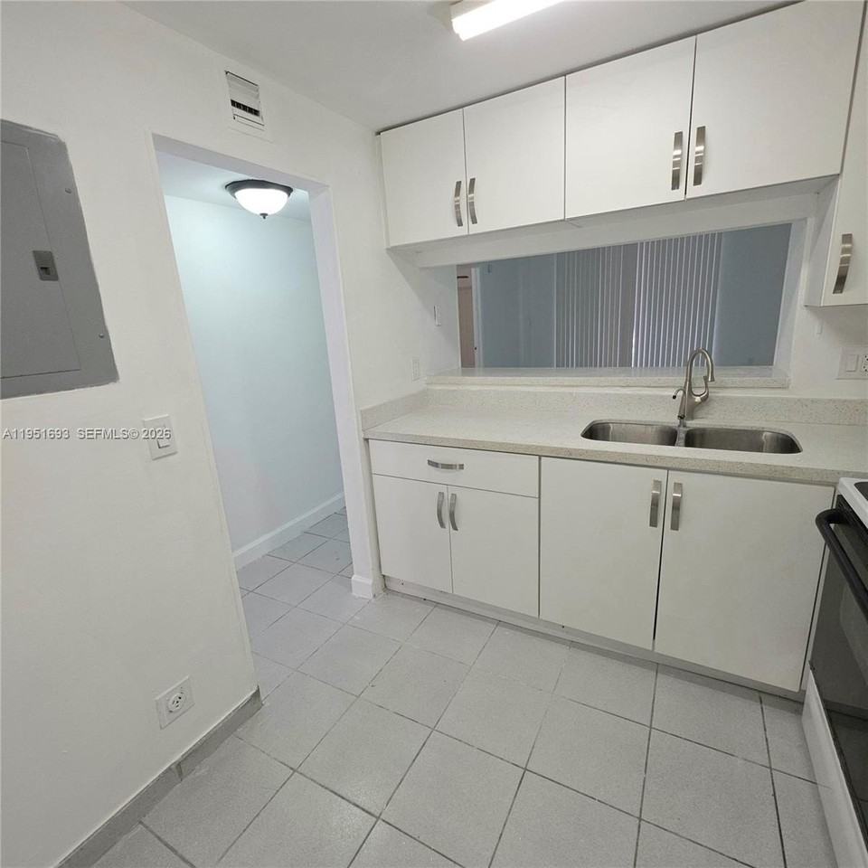 19771 Sw 114th Ave #129 - Photo 7 of 19