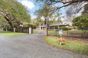 featured image of 6551 Sw 126th St