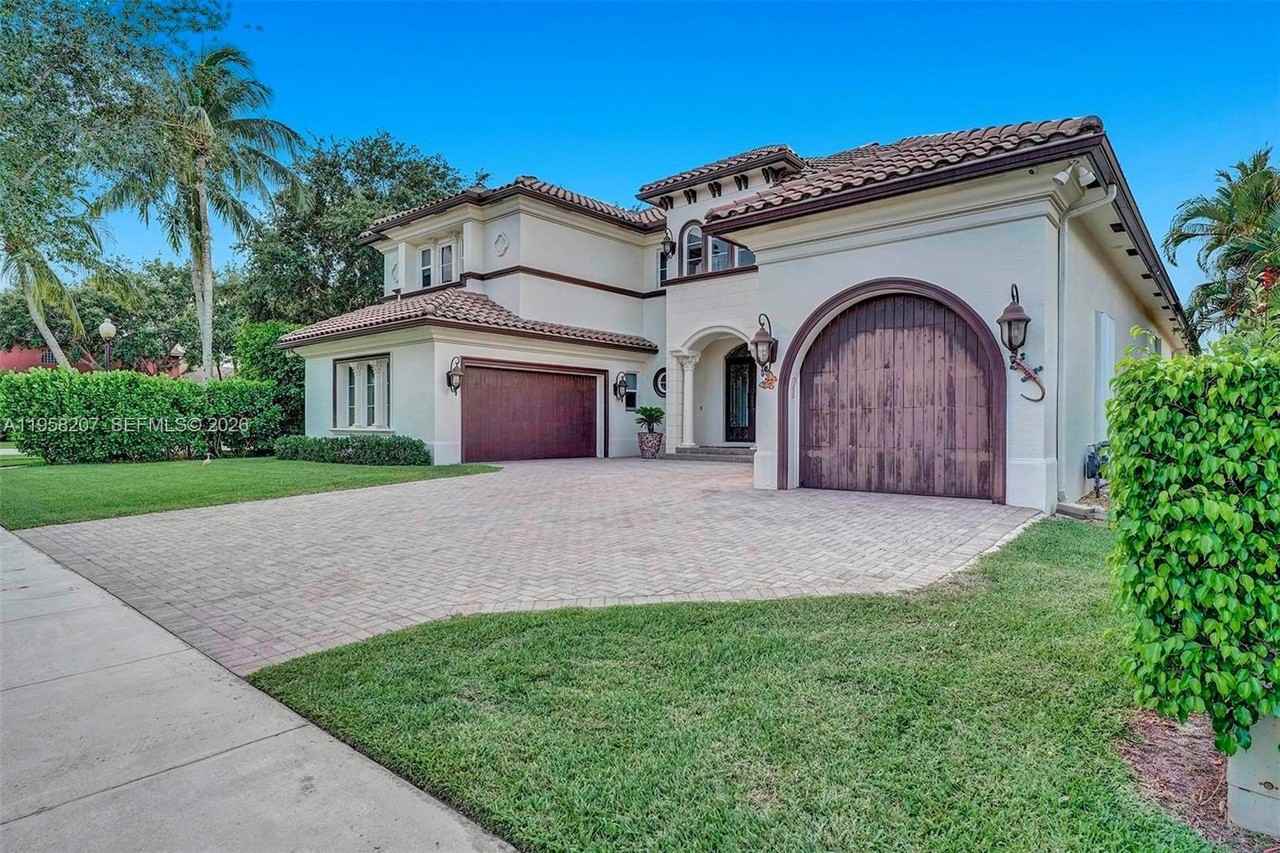 17529 Middlebrook Way - Photo 2 of 50