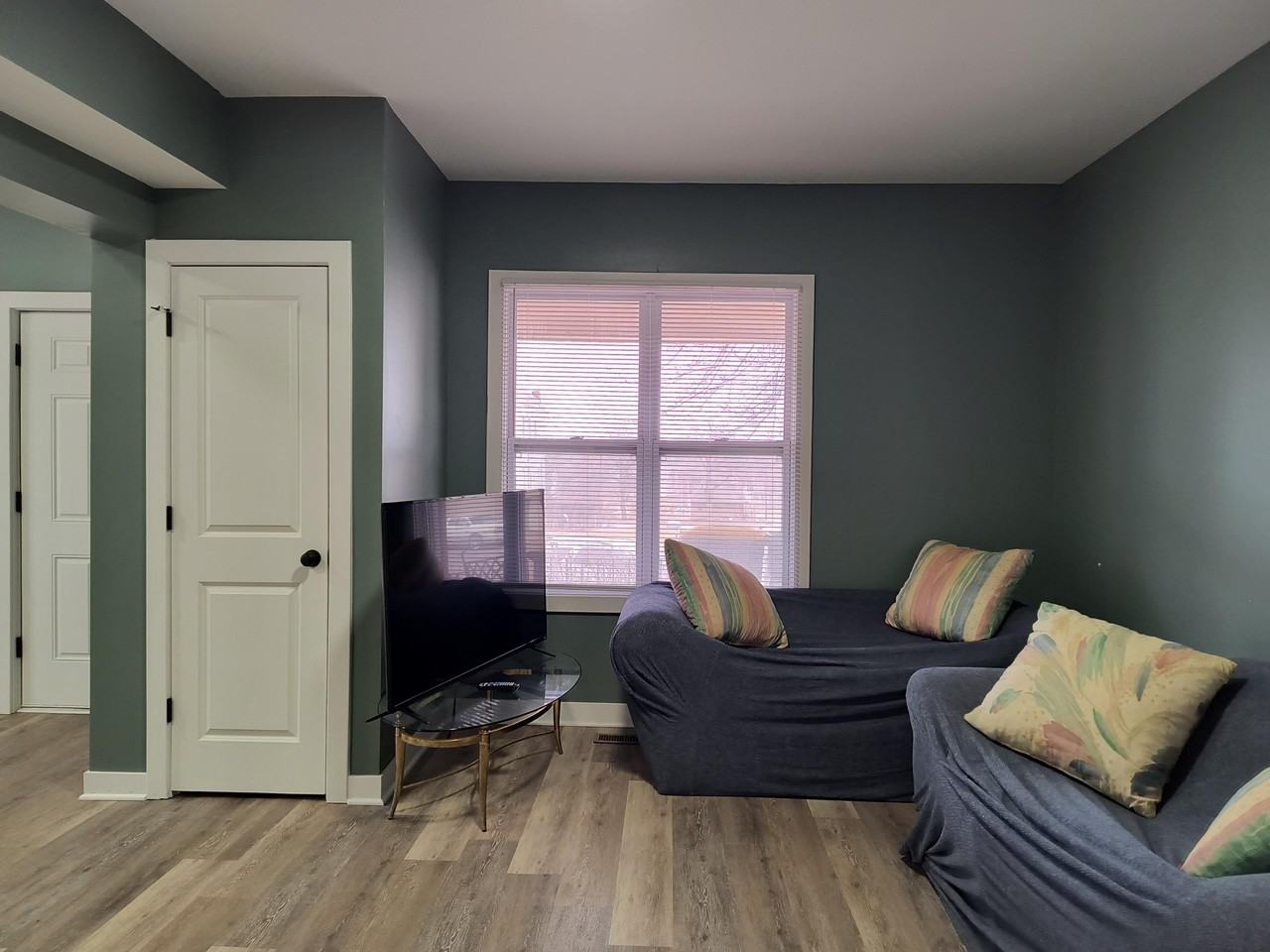 Brooklyn Ave - Photo 3 of 19