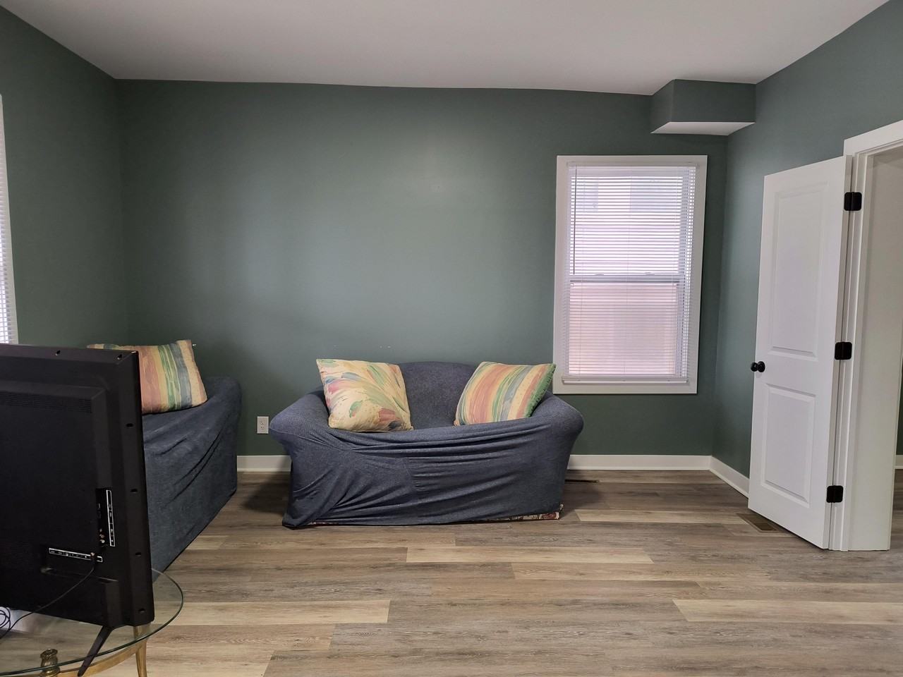 Brooklyn Ave - Photo 4 of 19