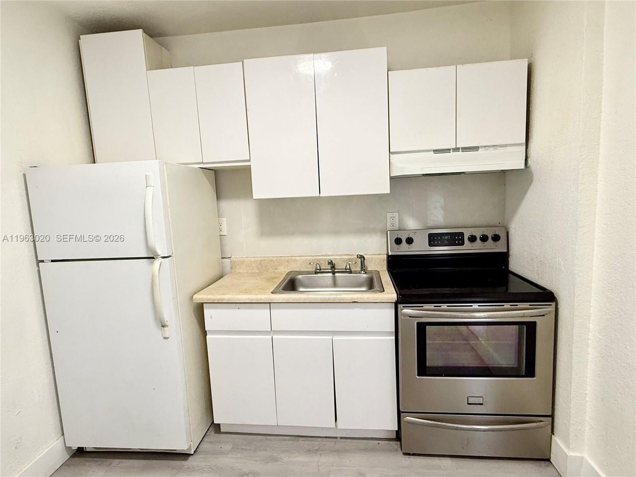 5903 Sw 26th Ter #0 - Photo 6 of 34