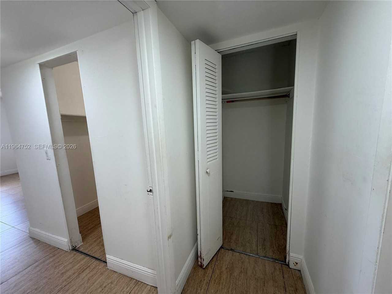 13685 Ne 10th Ave #304 - Photo 7 of 17