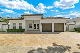 14813 Nw 87th Pl - Photo 1 of 1