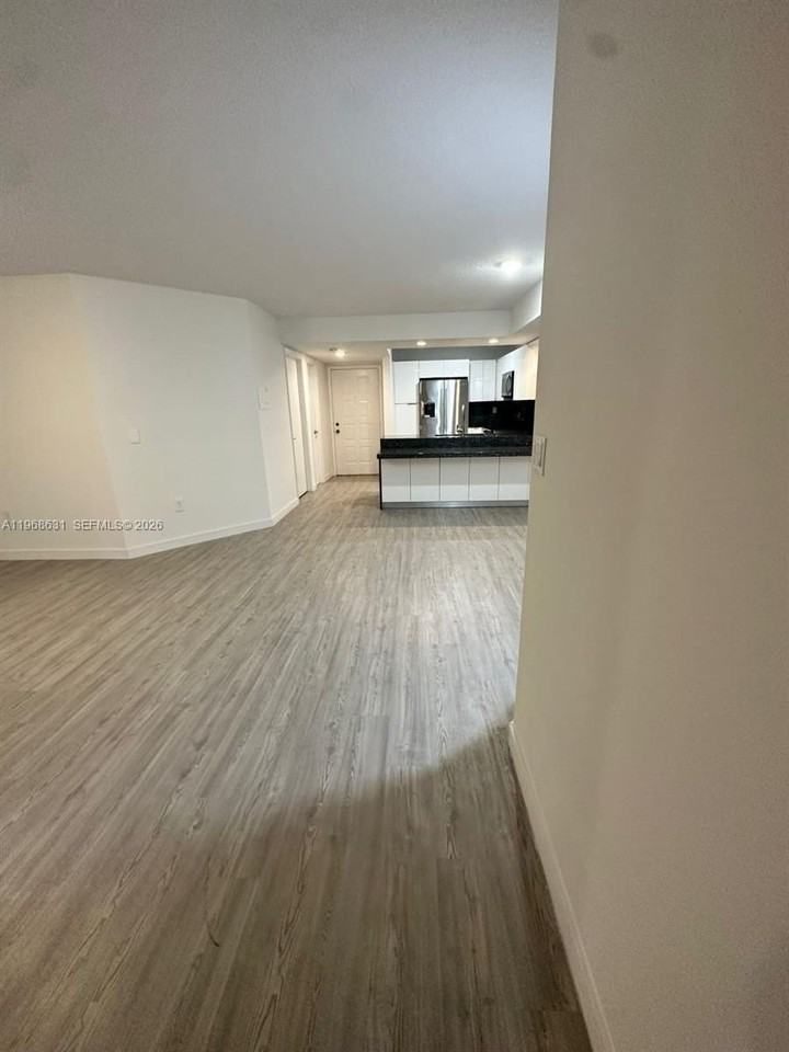 4640 Nw 102nd Ave #104-16 - Photo 5 of 9