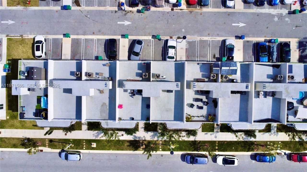 25875 Sw 145th Ave - Photo 7 of 30