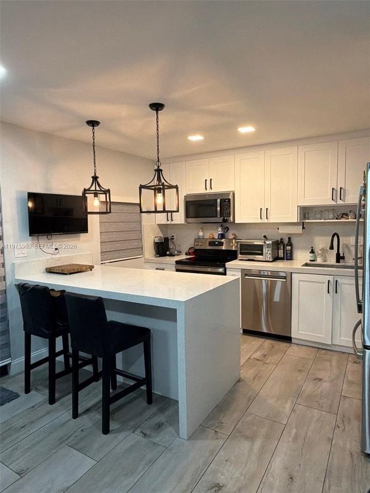 7751 Sw 102nd Pl - Photo 3 of 19