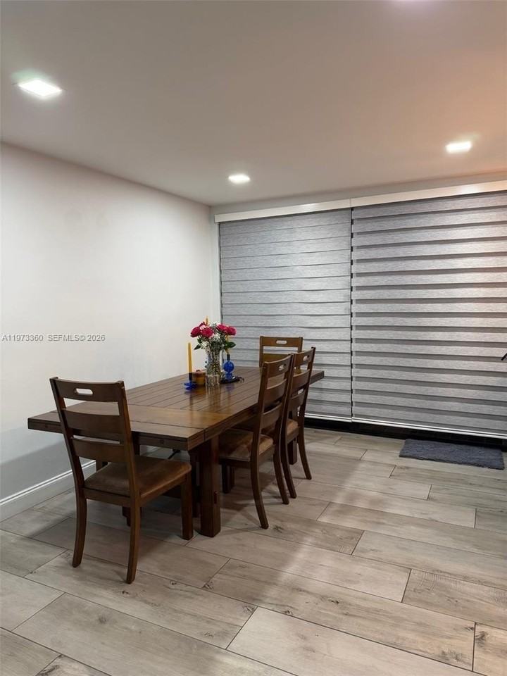 7751 Sw 102nd Pl - Photo 4 of 19