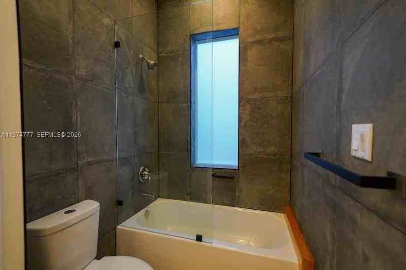 112 Nw 24th Ct - Photo 6 of 24