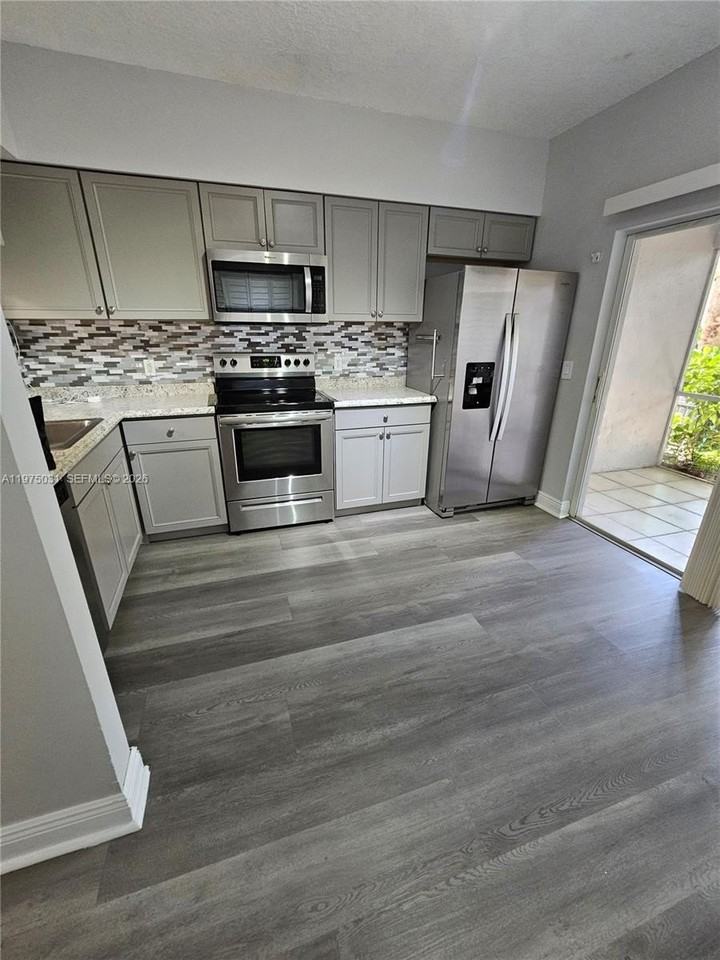 3305 Cabaret Ln #3305 - Photo 3 of 18