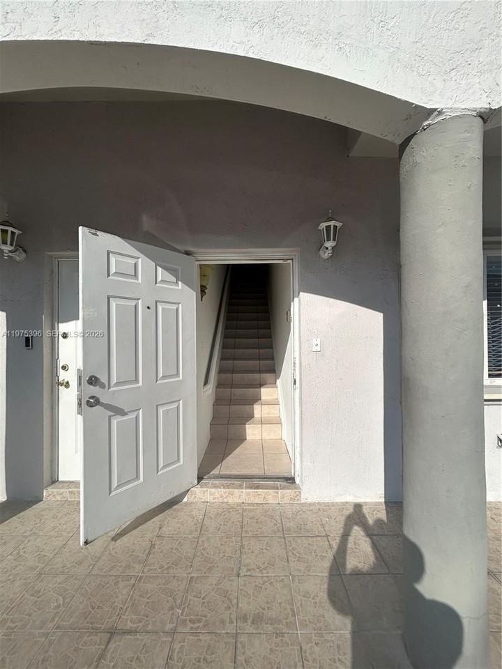 5655 Nw 109th Ave #56 - Photo 2 of 35