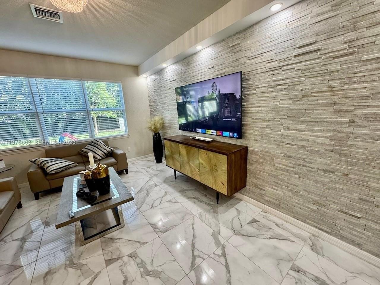 4334 Ficus St - Photo 3 of 19