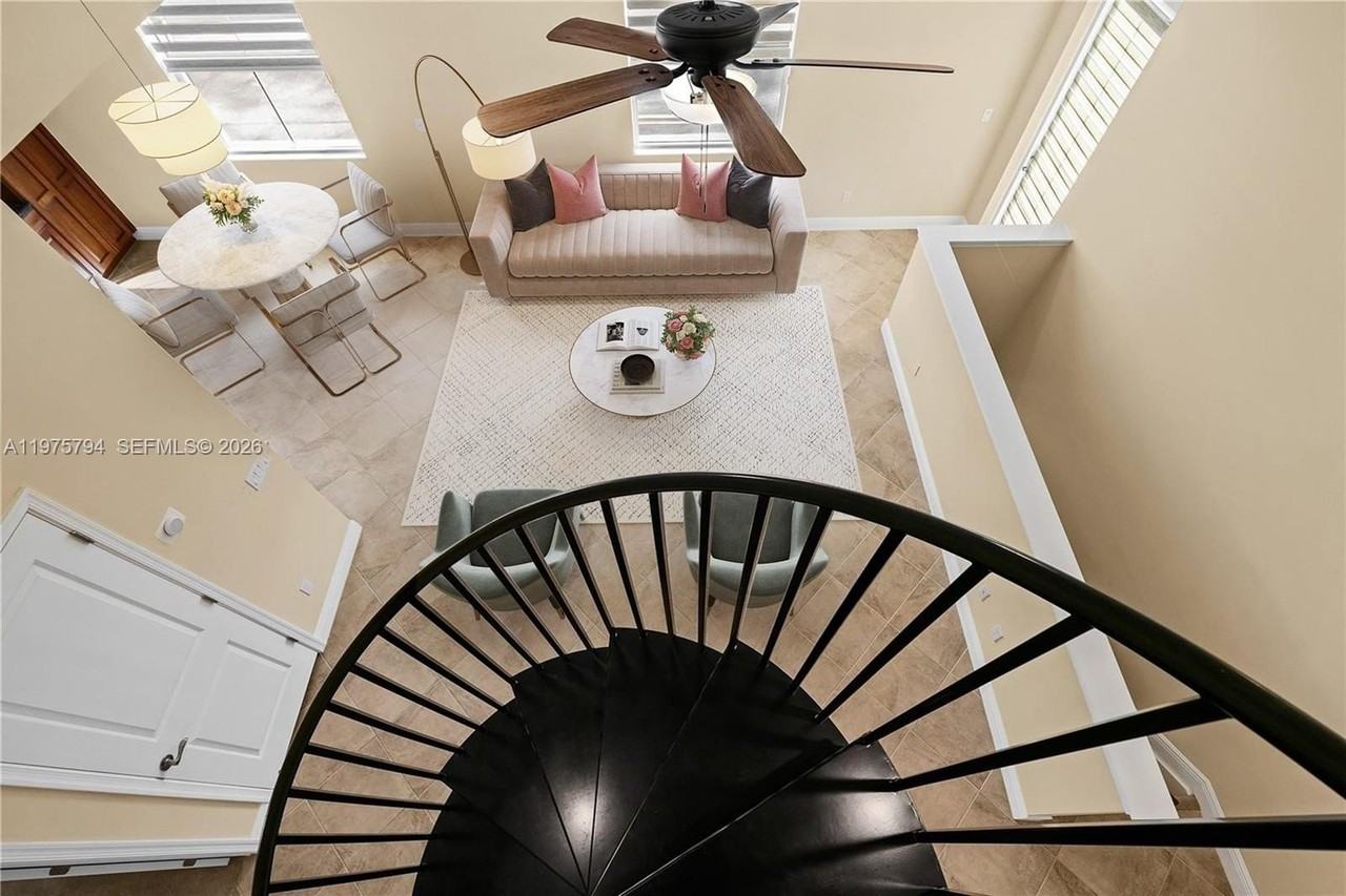 8140 Cascada Isles Dr - Photo 6 of 10