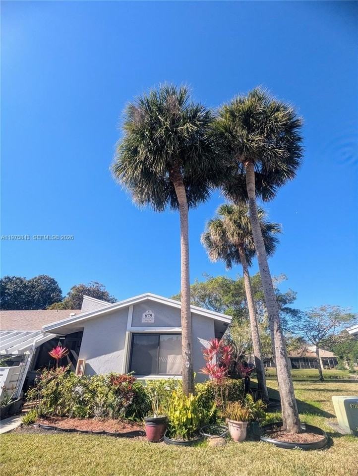 679 Racquet Club Rd #4 - Photo 2 of 20