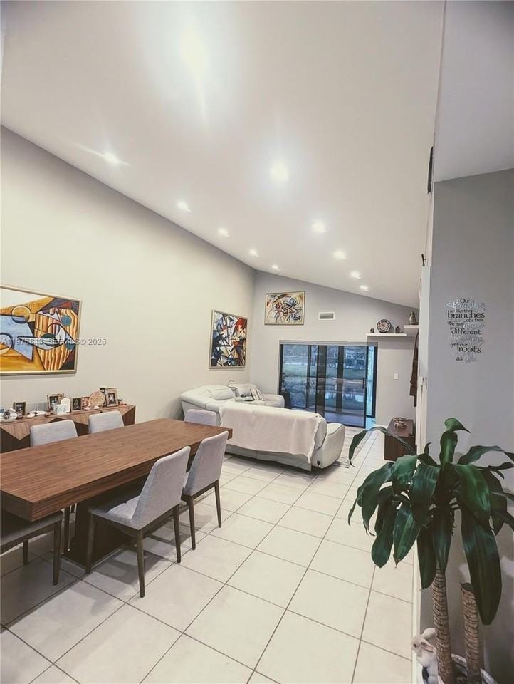 679 Racquet Club Rd #4 - Photo 3 of 20