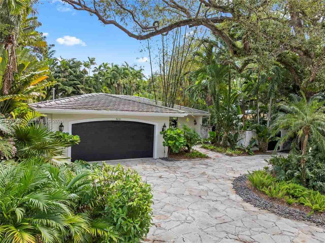 3821 Braganza Ave #3821 - Photo 5 of 50