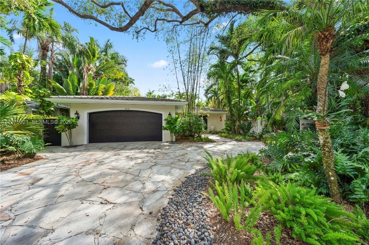 3821 Braganza Ave #3821 - Photo 6 of 50