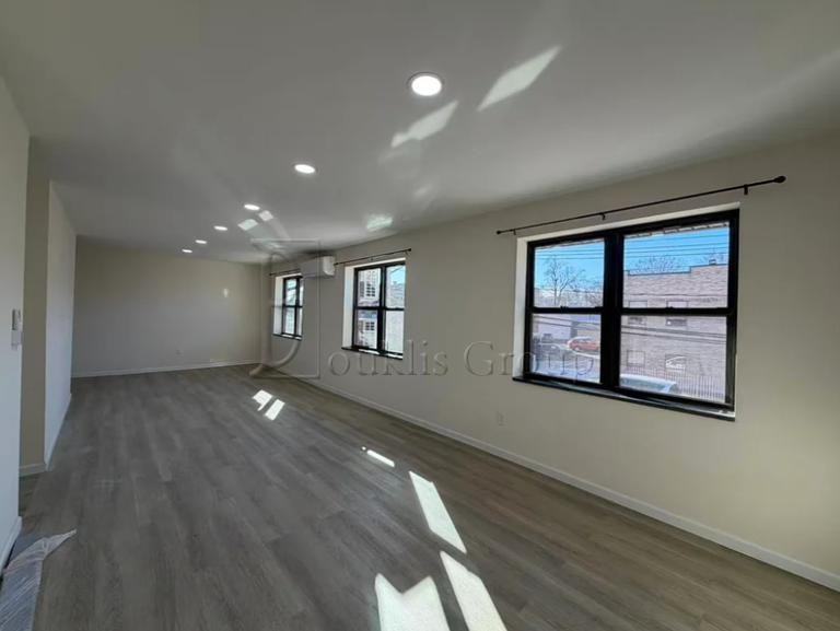 5919 174th St - Photo 3 of 10