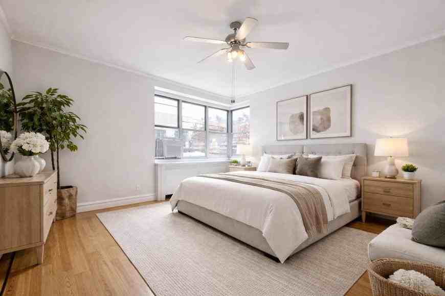 100 Bennett Ave - Photo 2 of 10