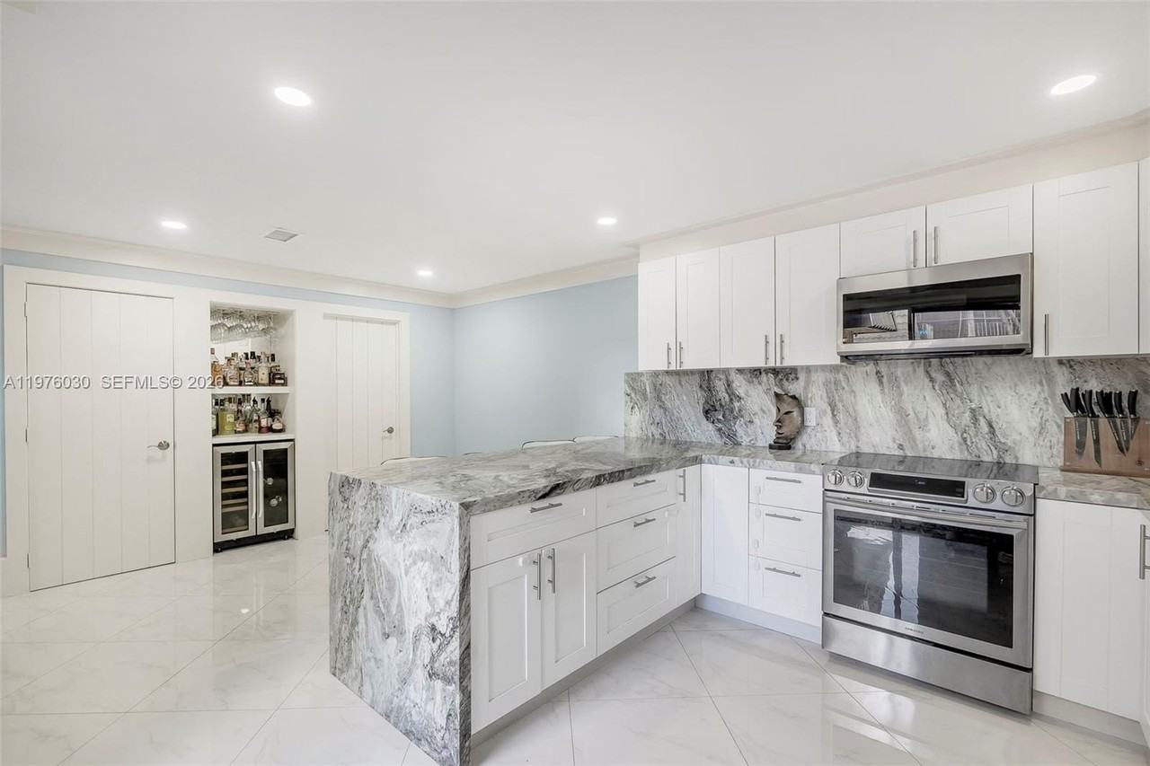 22168 Boca Rancho Dr #B - Photo 5 of 30