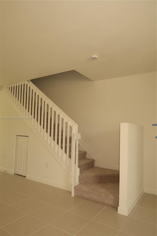 1517 Se 27th Rd - Photo 4 of 9