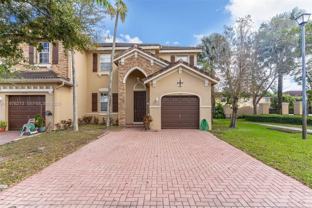 925 Sw 152nd Ct - Photo 1 of 1