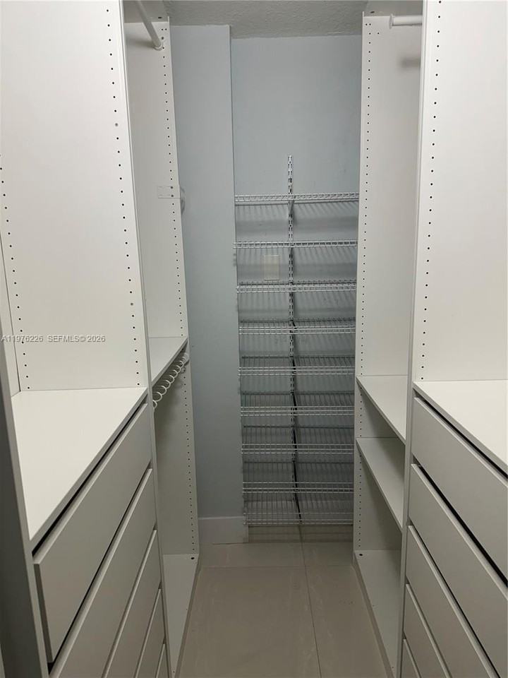 8333 Lake Dr #307 - Photo 6 of 16