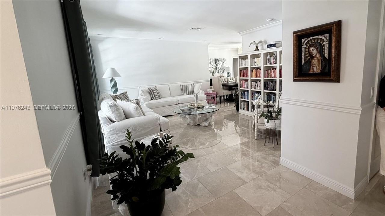 5920 Maynada St #5920 - Photo 5 of 28