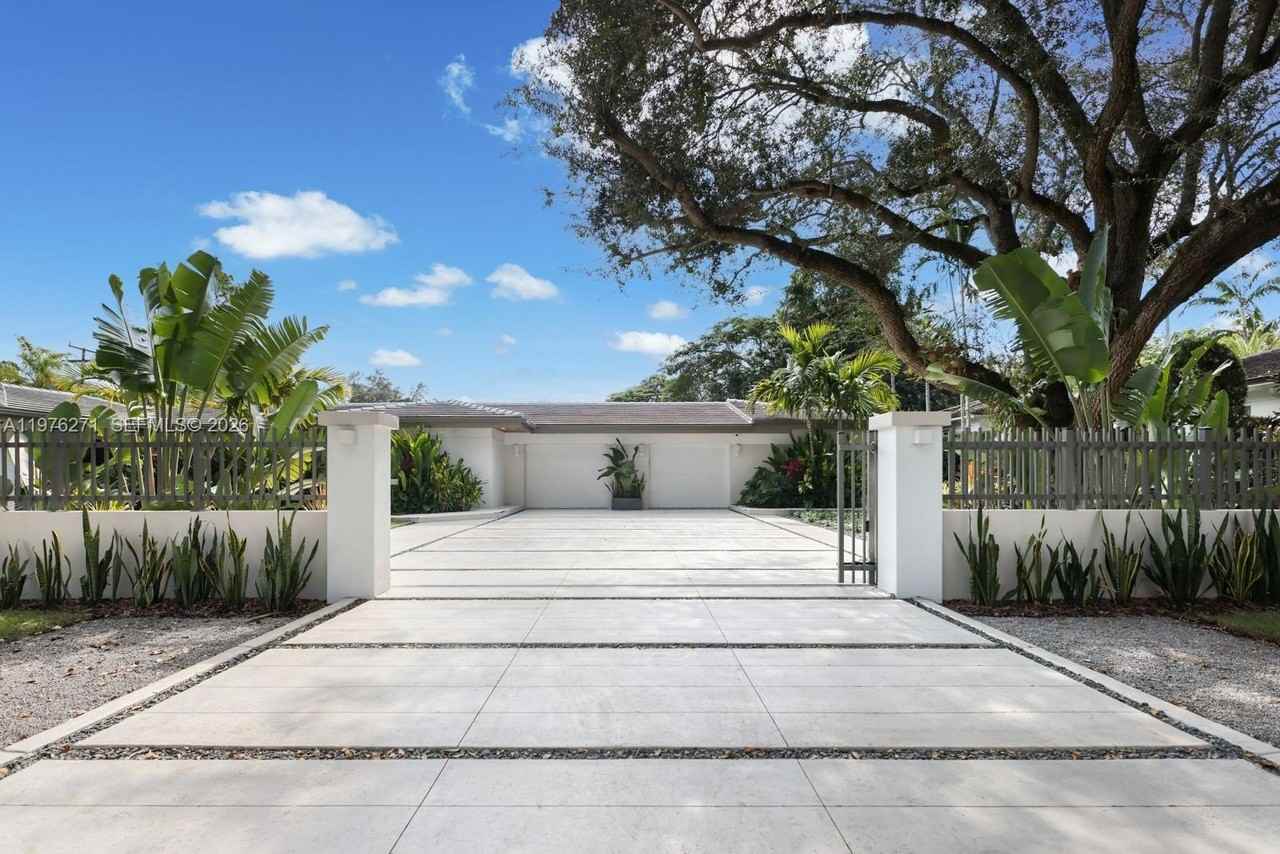 4144 Pinta Ct - Photo 3 of 46