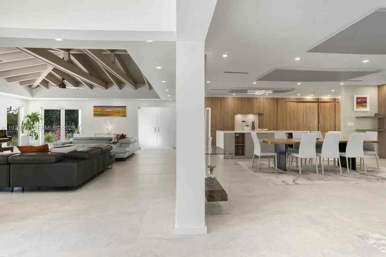 4144 Pinta Ct - Photo 7 of 46