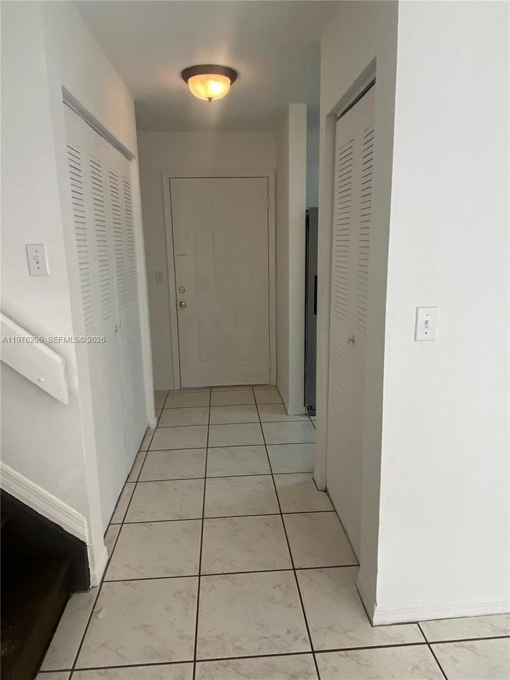 6245 Kendale Lakes Cir #209 - Photo 3 of 30