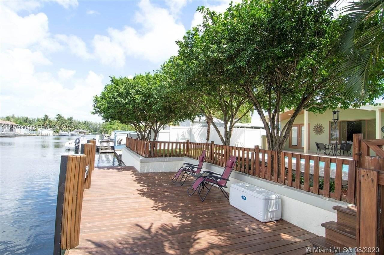 4701 Sw 34th Dr - Photo 4 of 27